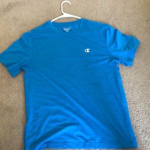 Men’s Medium light blue athletic champion shirt